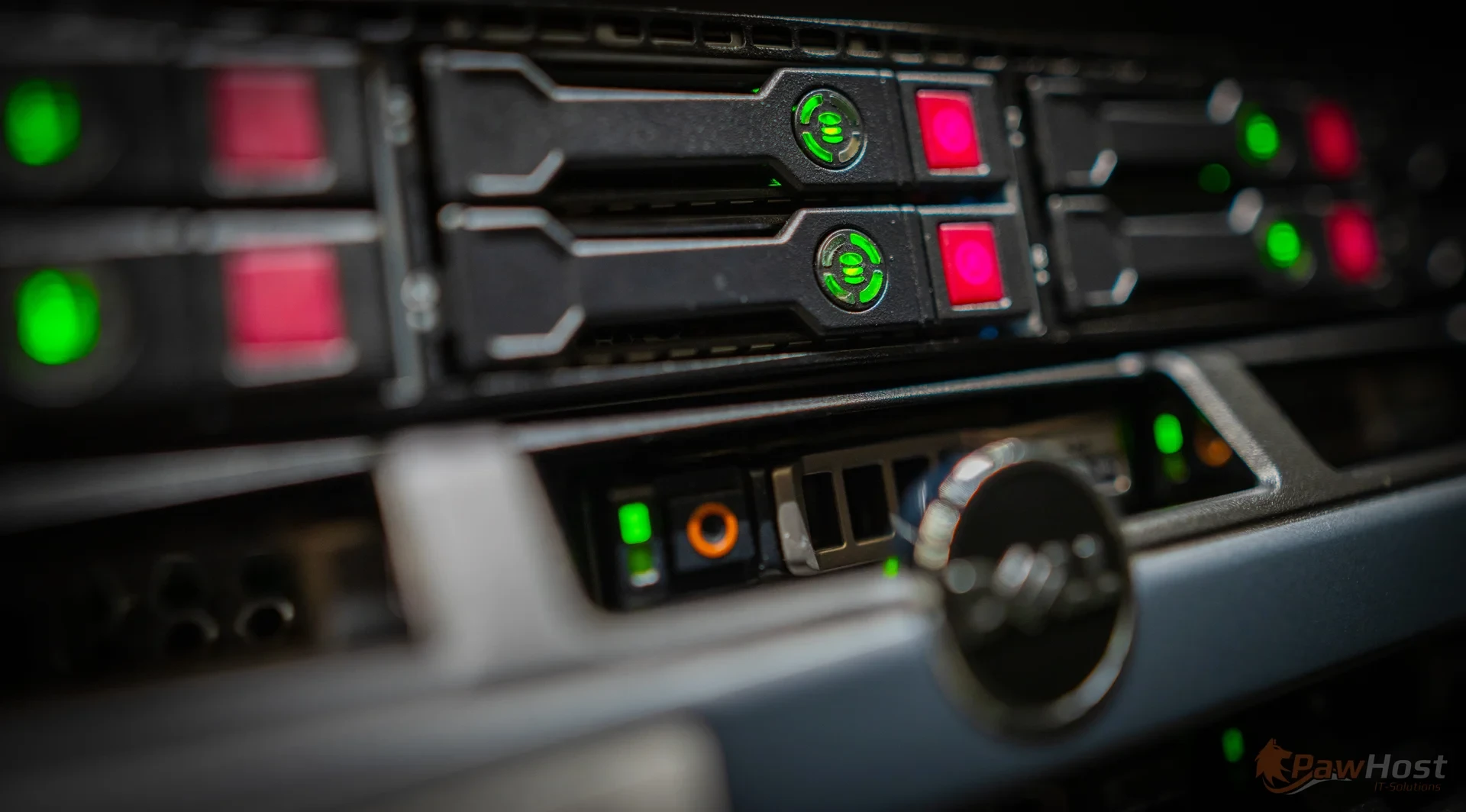 Differences between LXC Server, KVM Server, and VDS